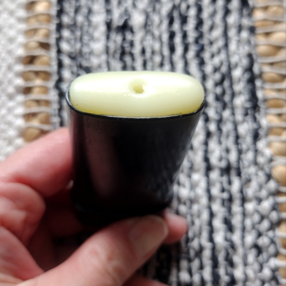 Organic Face Tallow Balm With Homey And Shea Butter Moisturizer - Picture 2 of 5